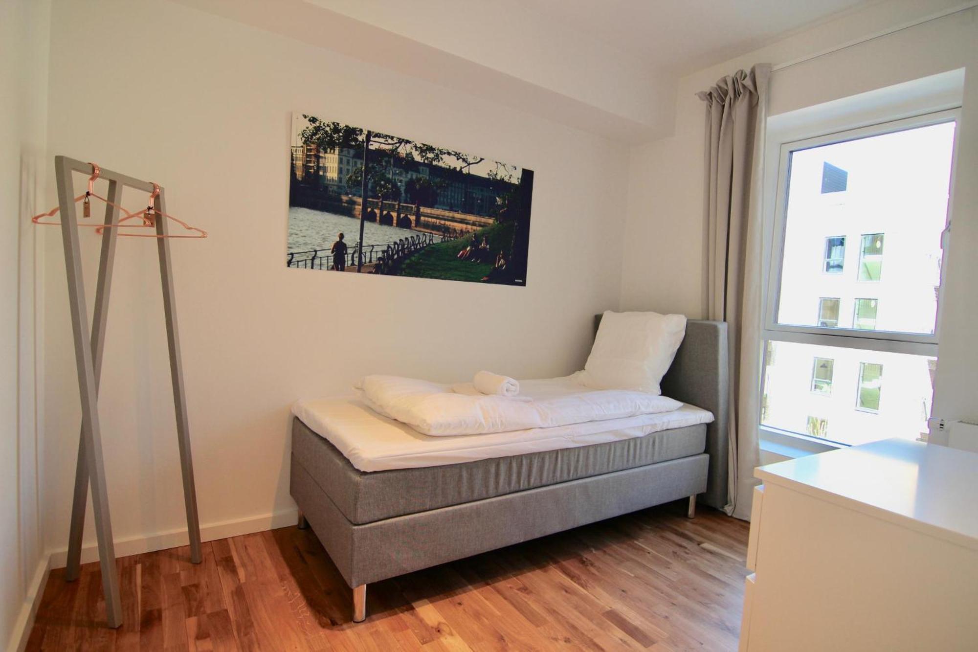 Beautiful 2-bed W Balcony In Orestaden Copenhague